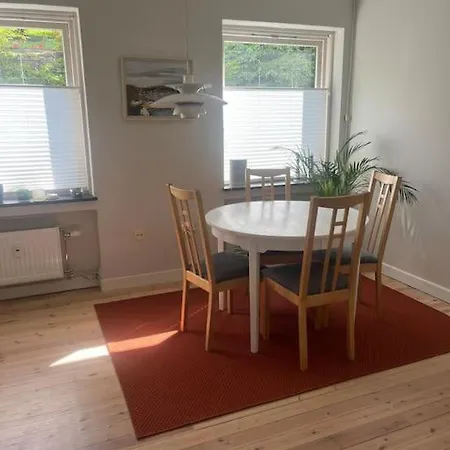Leilighet I Bergenhus Apartment *
